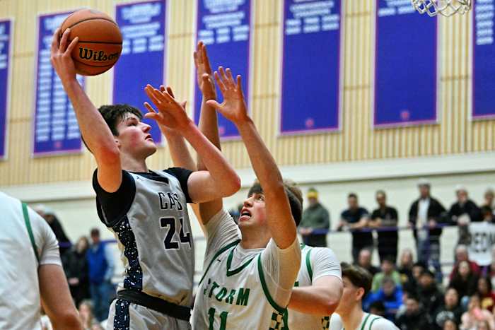 a Summit Wilsonville 5A Oregon boys basketball final 2024 Leon Neuschwander 30